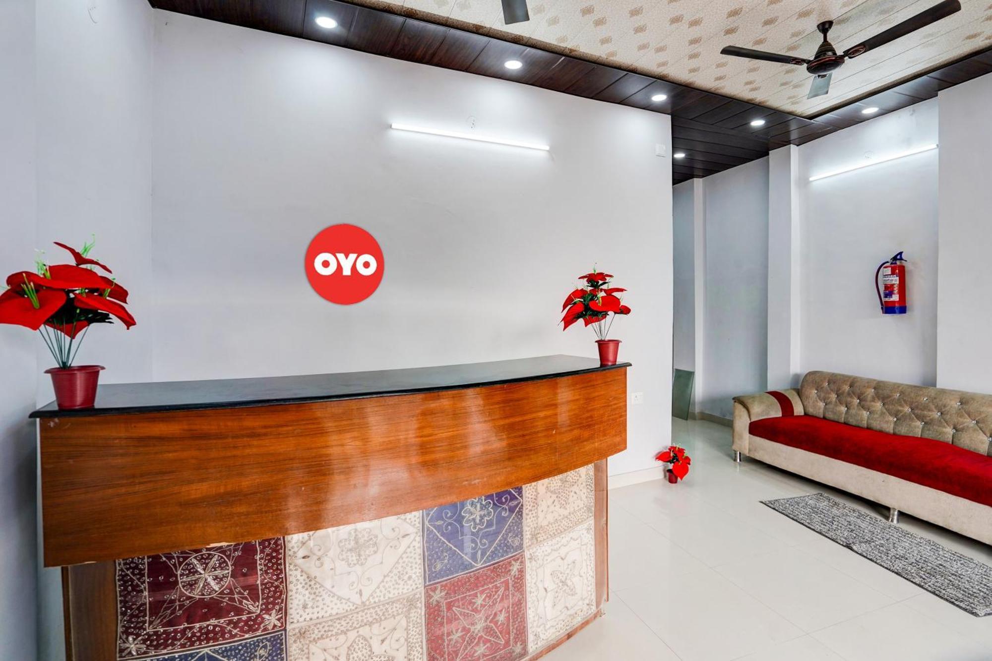 Oyo Flagship Evergreen Tower Hotel Ghaziabad Dış mekan fotoğraf