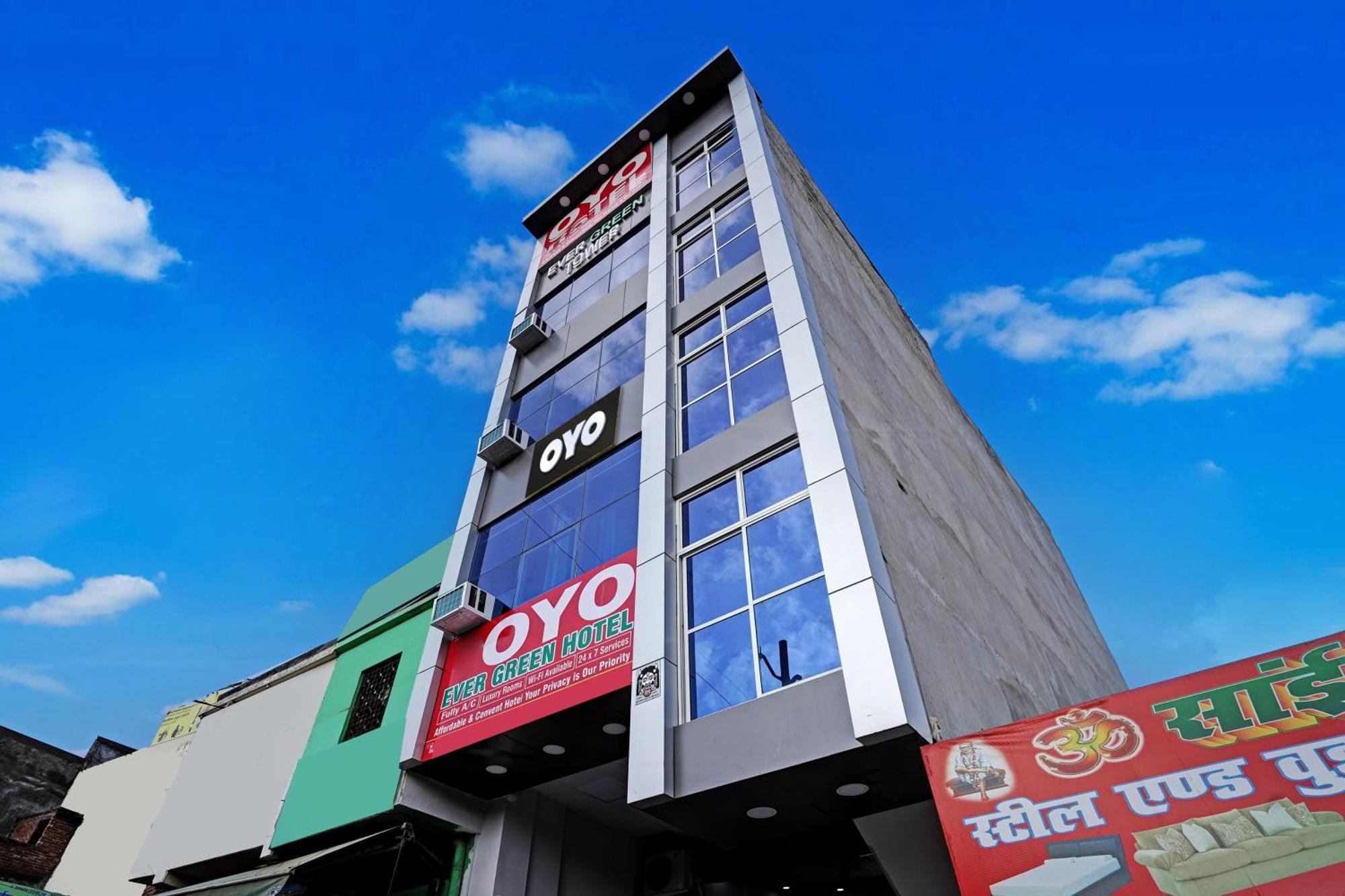 Oyo Flagship Evergreen Tower Hotel Ghaziabad Dış mekan fotoğraf